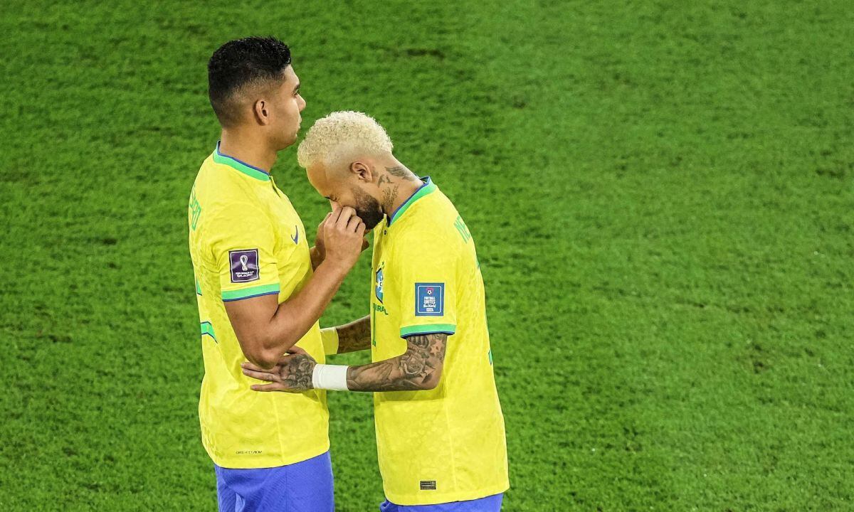 Neymar R and Casemiro of Brazil are seen during the Round of 16 match between Brazil and South Korea at the 2022 FIFA World Cup at Ras Abu Aboud 974 Stadium in Doha, Qatar, Dec. 5, 2022. (Photo by Getty Images/Pan Yulong/Xinhua)