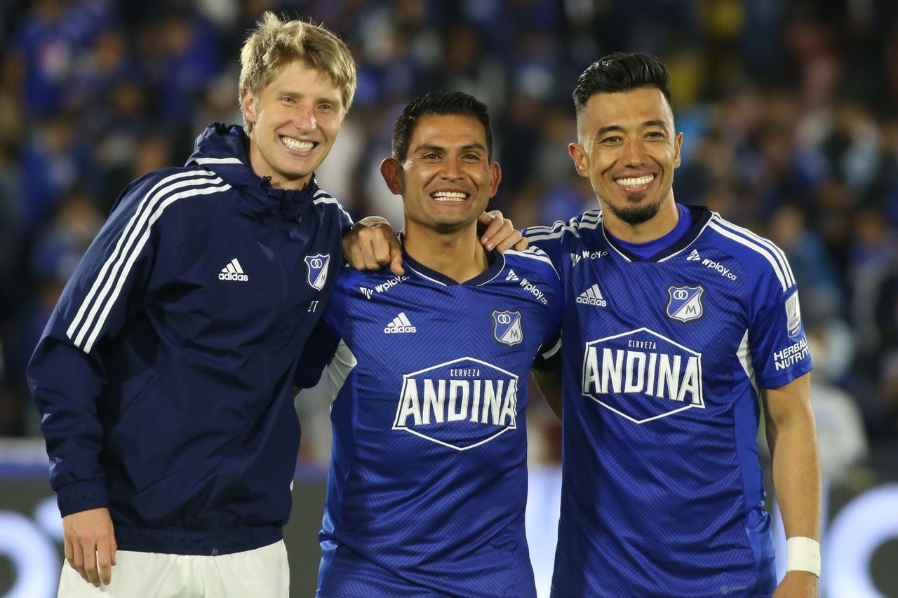 Andres Llinas, David Silva and Fernando Uribe of Millonarios F.C. celebrate the qualification in the match for the 26th date, quadrangular semifinals, as part of the BetPlay DIMAYOR I 2023 League played at the Nemesio Camacho El Campin stadium in the city of Bogota. (Photo by Daniel Garzon Herazo/NurPhoto via Getty Images)