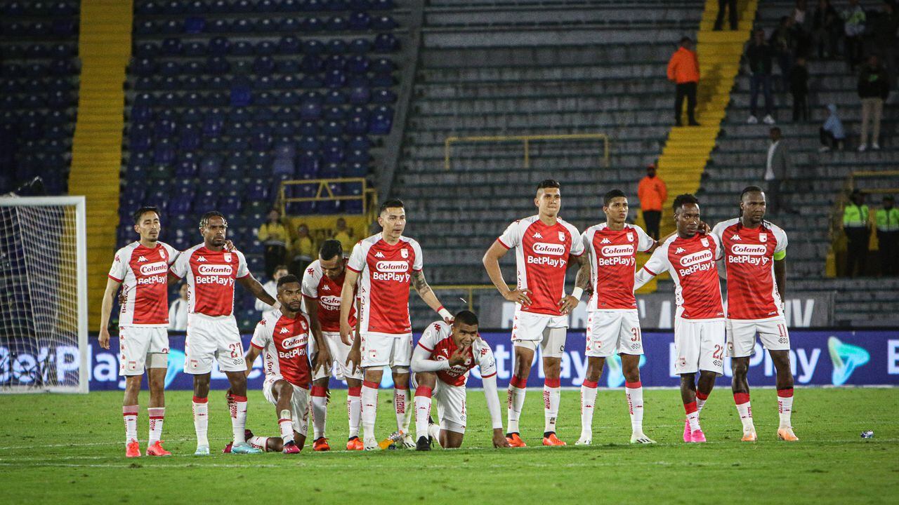 Santa Fe durante la tanda de penales ante Deportivo Cali en la Copa Betplay.
