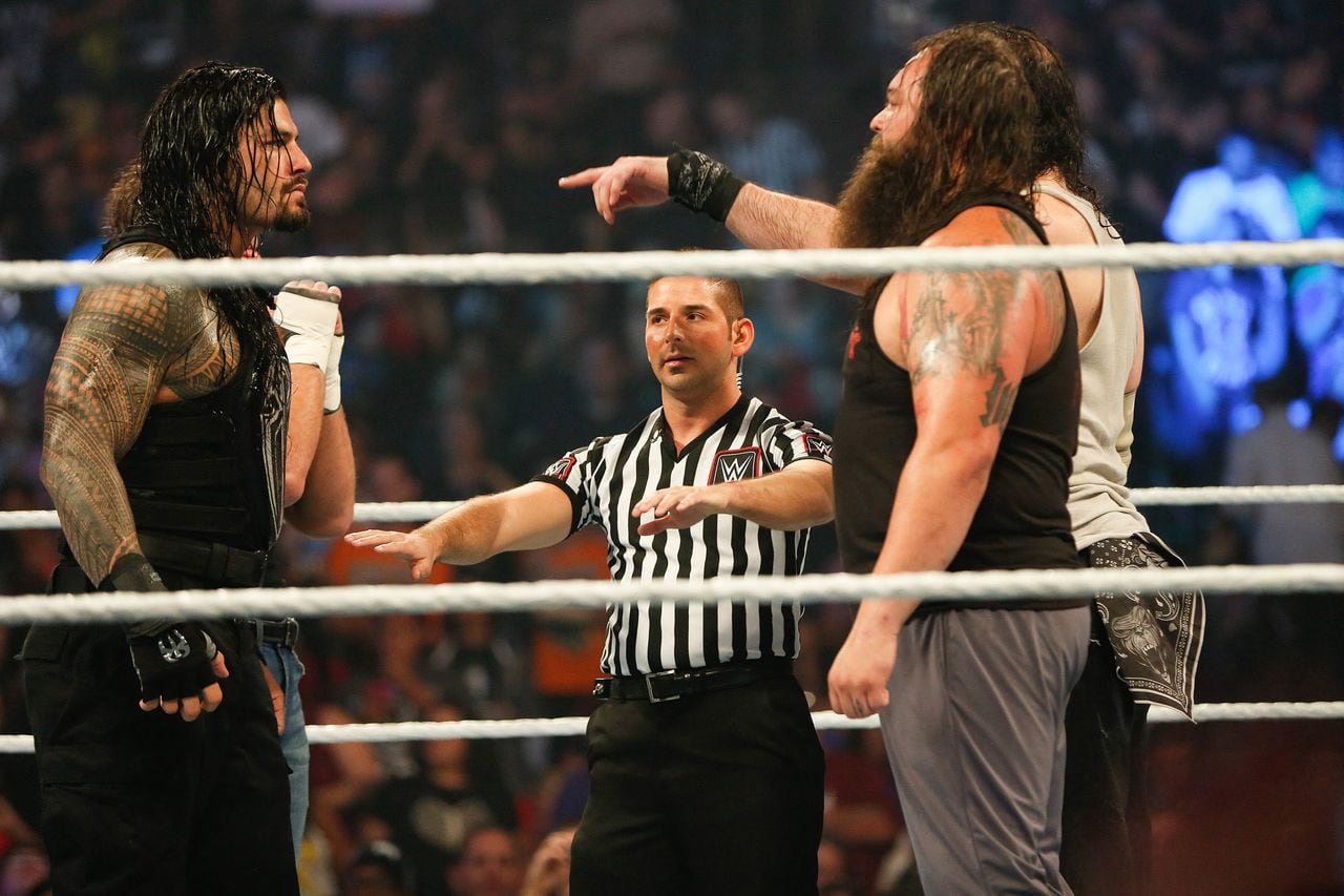 En el Summer Slam del 2015, Bay Wyatt se enfrentó con el hoy campeón de la WWE, Roman Reings.