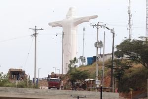 Obras del Parque Integral Cristo Rey en Cali se reanudarán tras semanas de suspensión