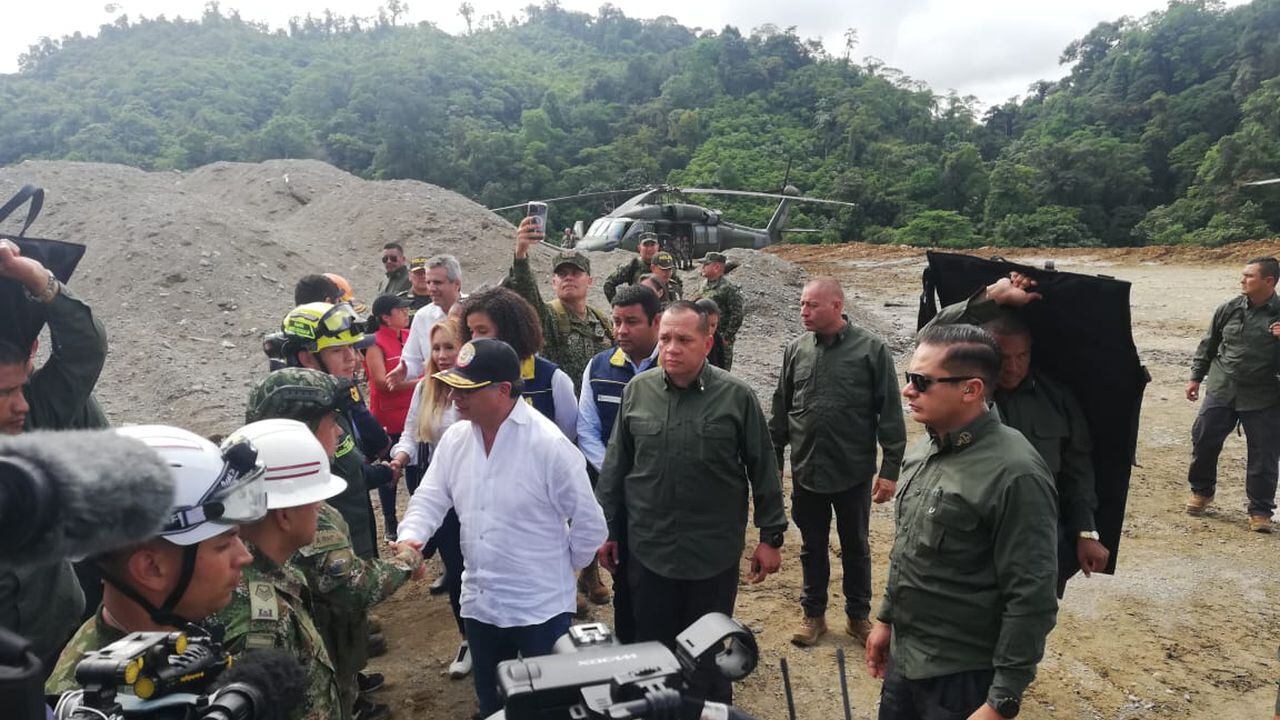 Presidente Gustavo Petro en el lugar de la emergencia