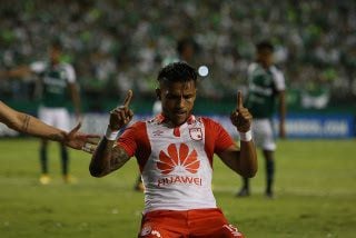 Wilson Morelo celebrando el gol de la clasificación en los cuartos de final de la Copa Sudamericana