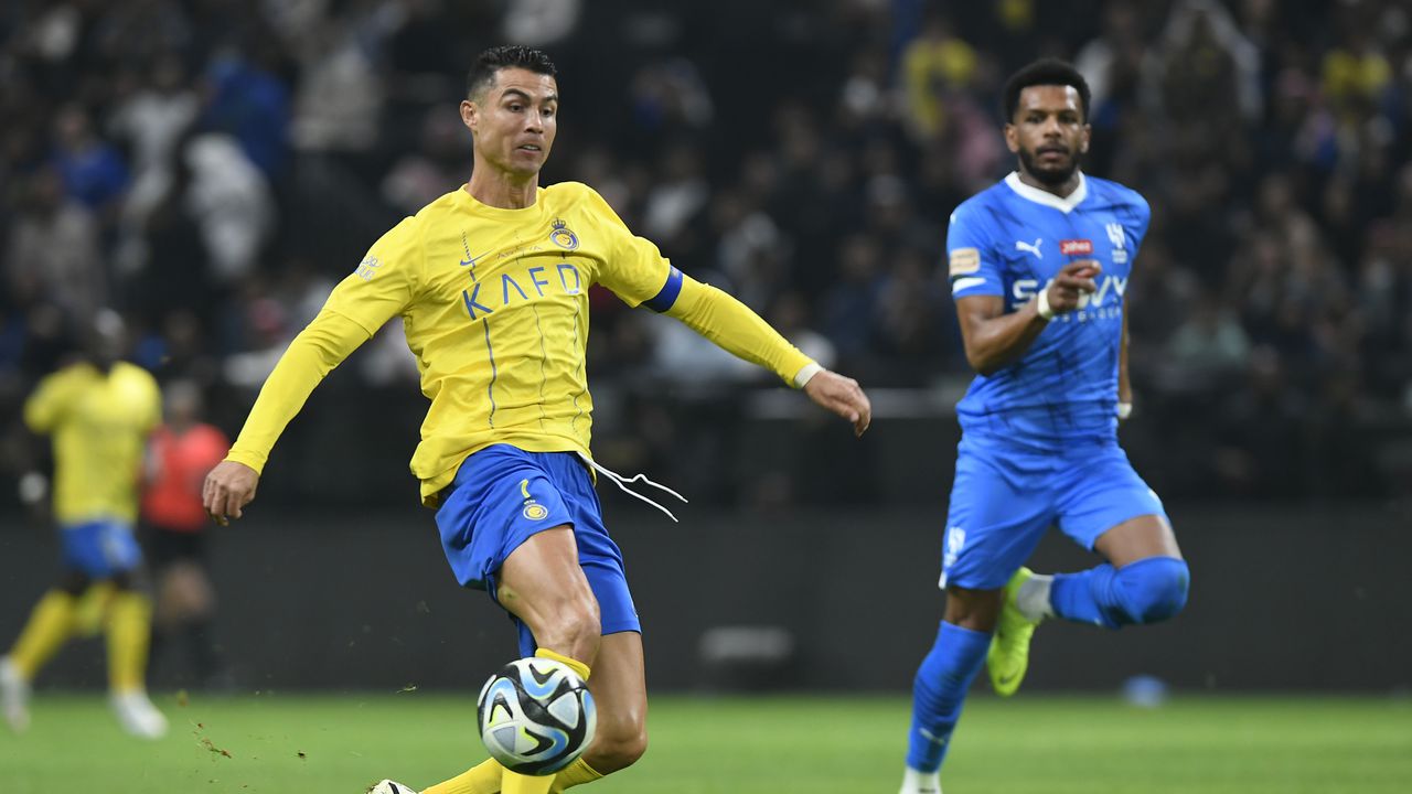 Cristiano Ronaldo - Al Hilal vs Al Nassr - partido amistoso