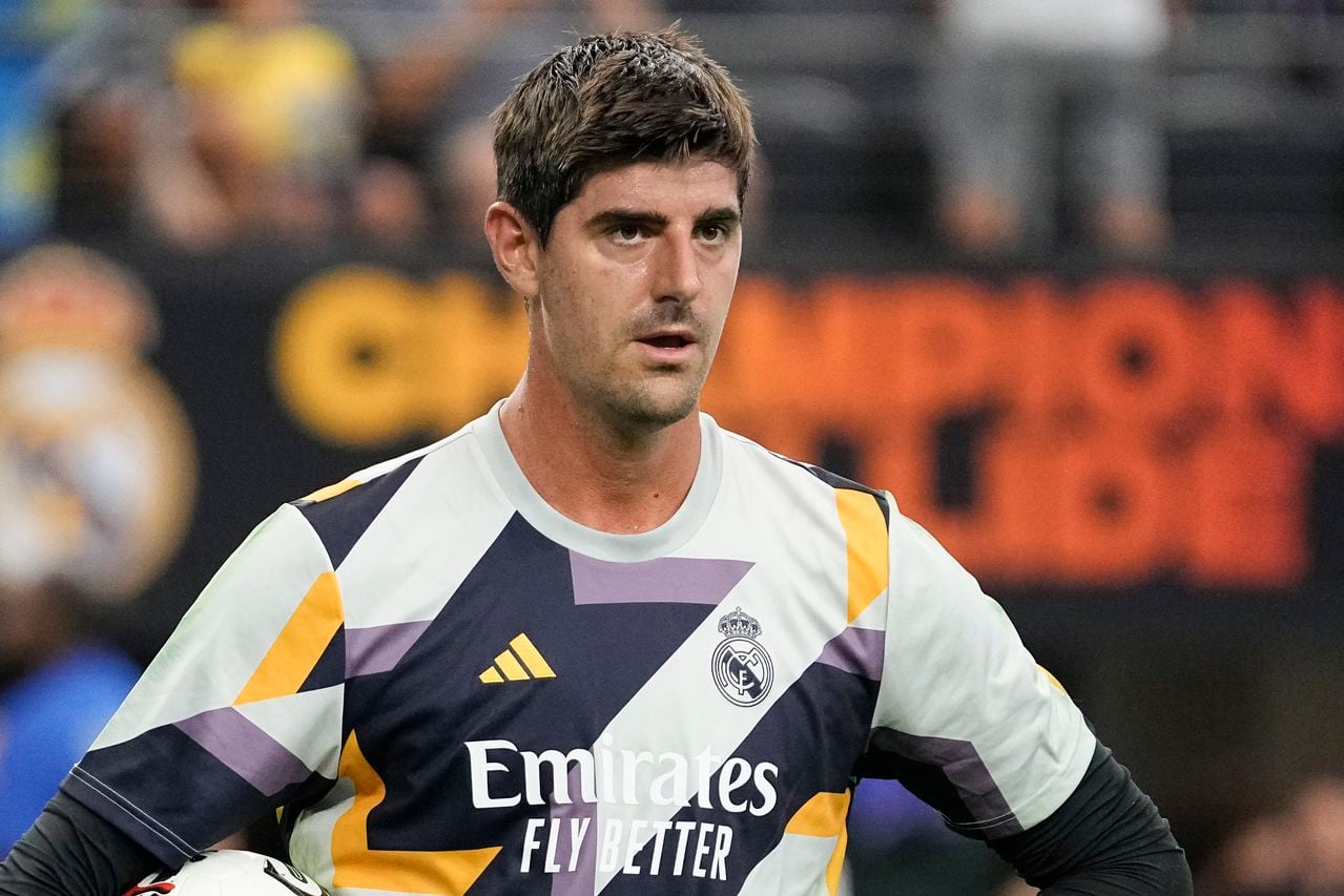 ARLINGTON, TEXAS - JULY 29: Thibaut Courtois #1 of Real Madrid stands on the field before the pre-season friendly match against FC Barcelona at AT&T Stadium on July 29, 2023 in Arlington, Texas. (Photo by Sam Hodde/Getty Images)