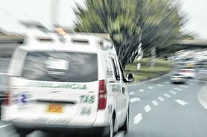 Fuentes aseguran que muchas de las ambulancias fantasmas que venían circulando en Cali se han sumado a Ambulancias J1 para lograr la habilitación y continuar prestando el servicio del Soat.