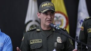 El nuevo director de la Policía Nacional  es el general retirado, William  Salamanca, quien venía 
desempeñándose como cónsul general en Miami, Estados Unidos.
