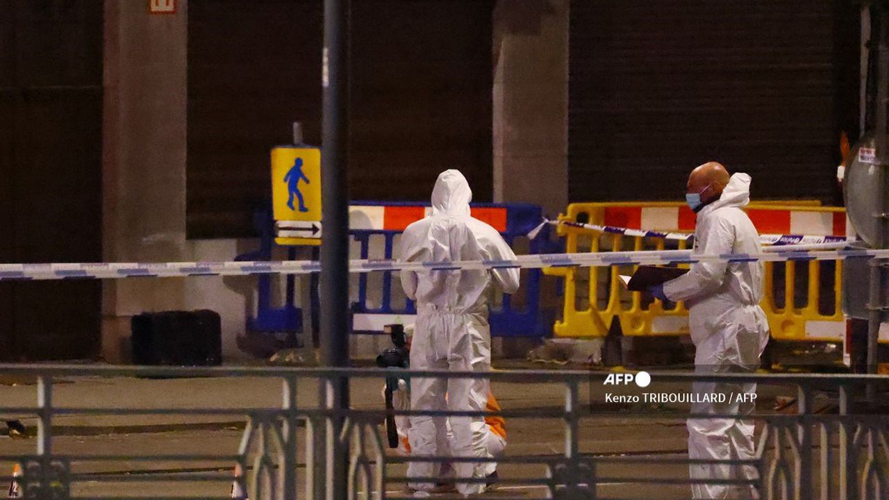 Dos aficionados suecos fueron asesinados en Bruselas, Bélgica.