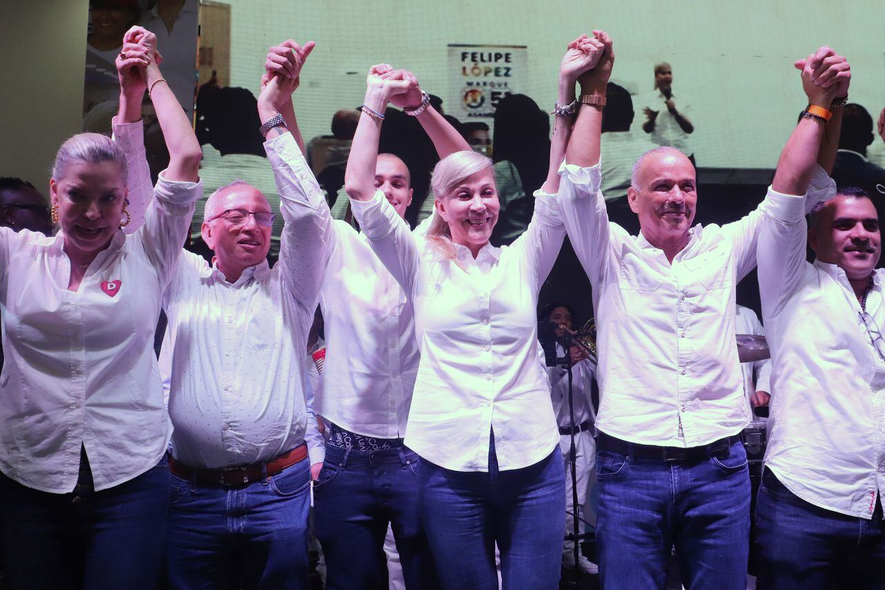 Dilian Francisca Toro celebra su elección como gobernadora del Valle