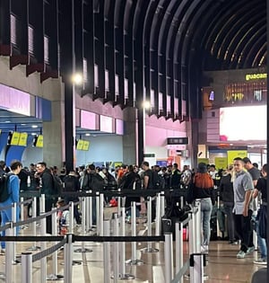 Aeropuerto de Medellín, también afectado por cancelaciones de vuelos de Viva.