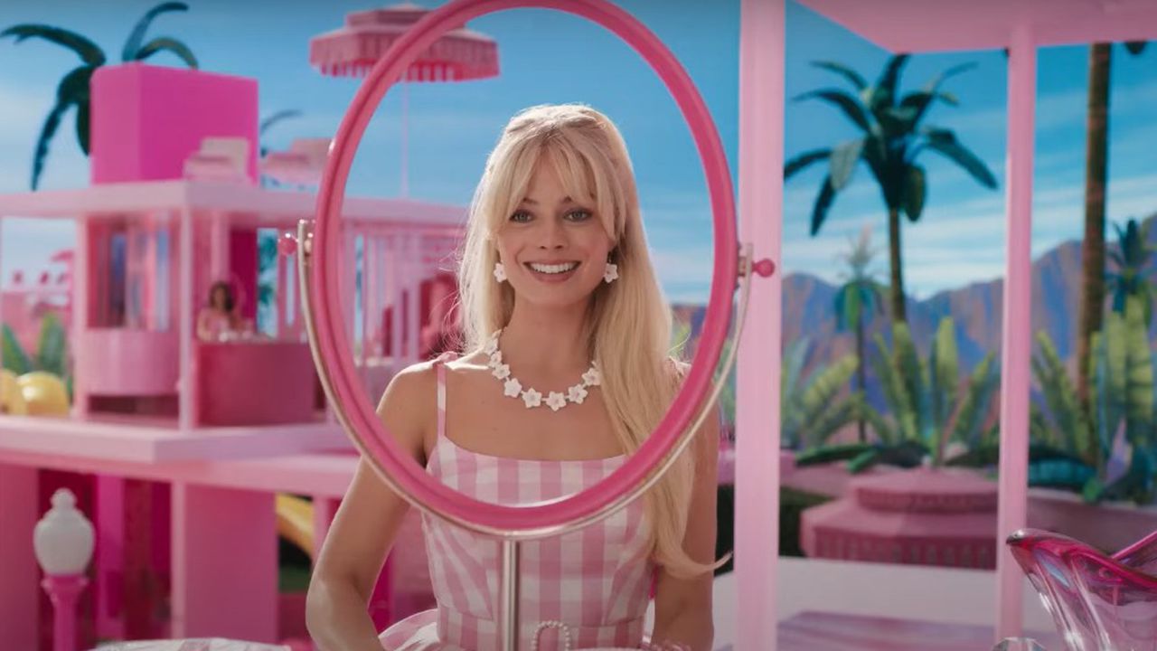 La actriz protagoniza la nueva cinta de Barbie en live action.