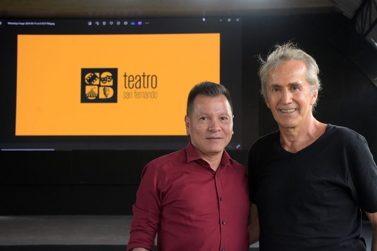 Luis Carlos Caicedo, fundador del nuevo teatro San Fernando, con Carlos Palau, director cine, cuya película La caravana de Gardel abre el 'telón' el próximo 18 de mayo.