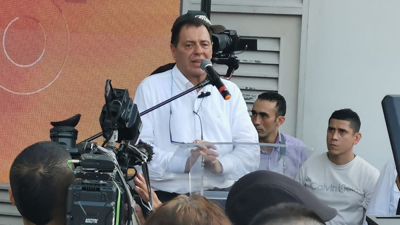 Tulio Gómez inscribió hoy su candidatura a la Gobernación Del Valle.