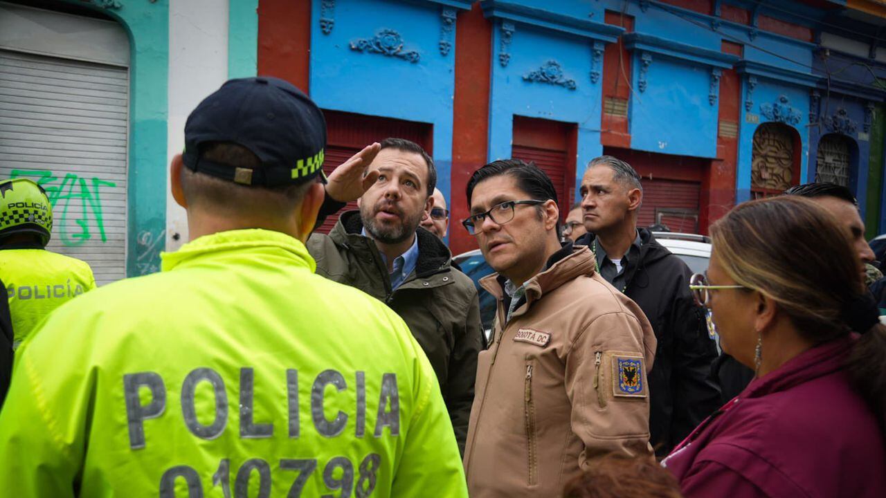 Más de 250 uniformados de la Policía Metropolitana de Bogotá y el Ejército Nacional han dado con la captura de 13 personas por orden judicial y en flagrancia.