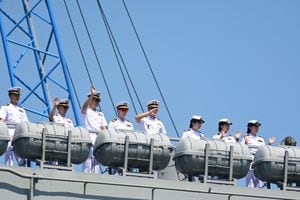 Armadas de Colombia y Corea del Sur fortalecen lazos de cooperación naval y militar; así fueron los ejercicios de entrenamiento y formación
