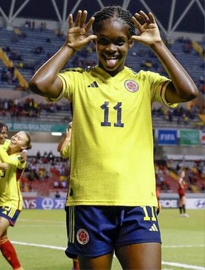 Linda Caicedo con la camiseta de la Selección Colombia