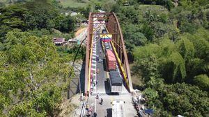 Apertura del nuevo puente del alambrado entre Valle y Quindío