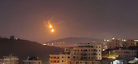 Irán ataca con drones a Israel.