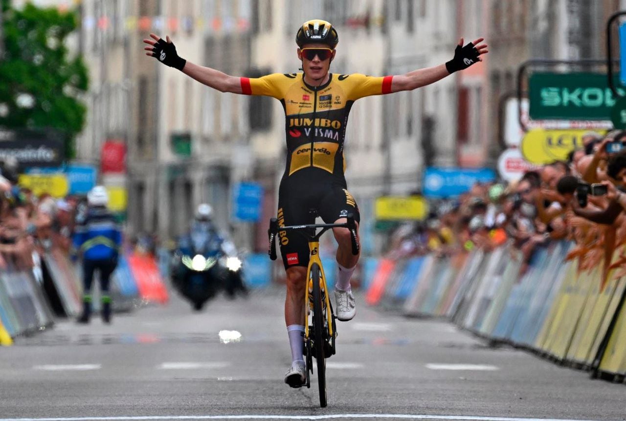 El danés Jonas Vingegaard (Jumbo-Visma) ganó la quinta etapa del Critérium del Dauphiné y pasó a liderar la carrera.