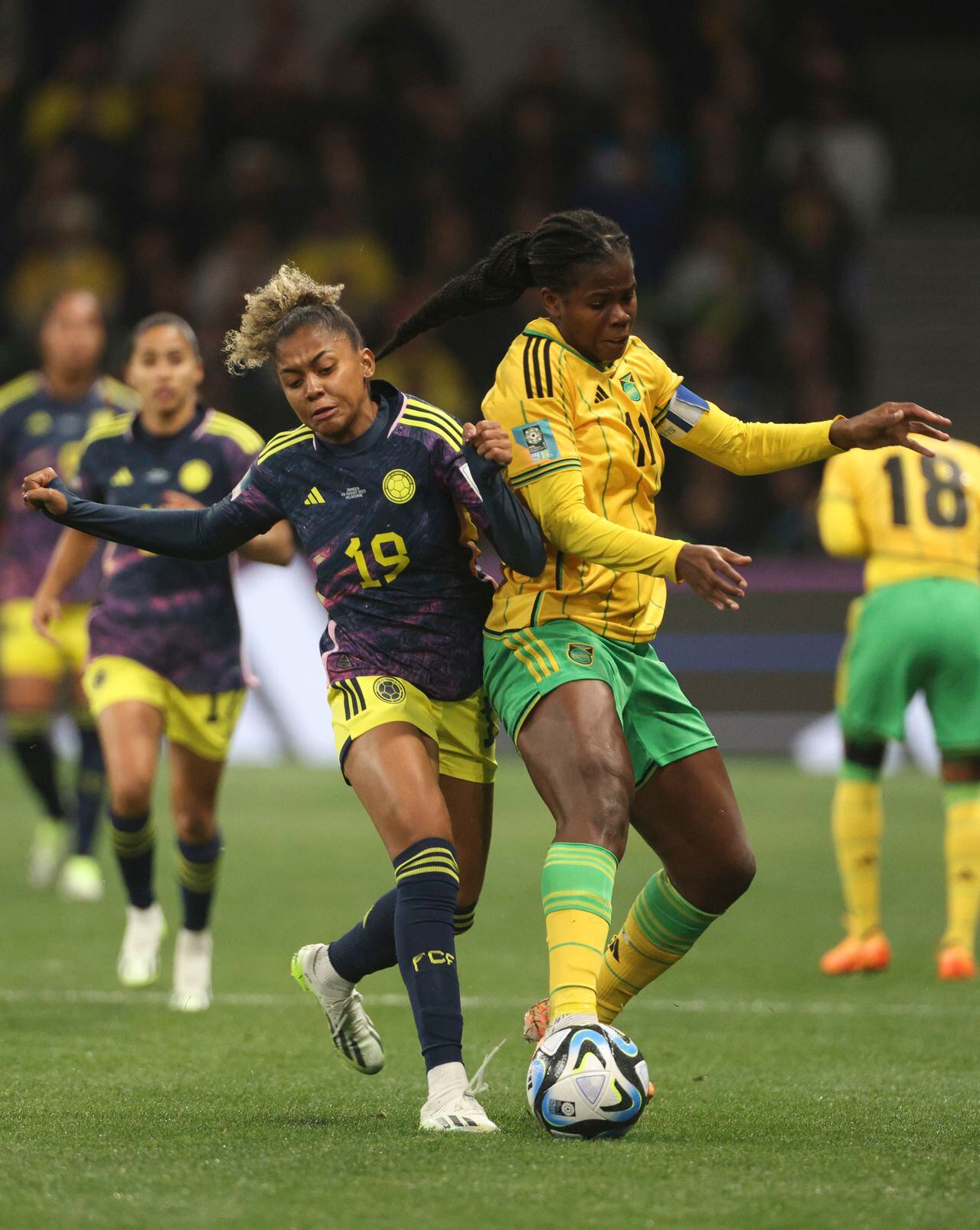 Jorelyn Carabalí en el partido entre Colombia y Jamaica