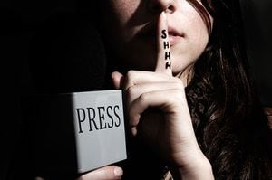 En Venezuela y Ecuador, el periodismo se ejerce "en condiciones extremas" , lo que nos habla de un "franco deterioro y retroceso de la libertad de expresión" señaló la Sociedad Interamericana de Prensa.