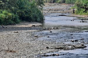 El Río Pance muestra ya los efectos de la intensa ola de calor que precede, según el Ideam es la primera temporada de lluvias del año en abril.