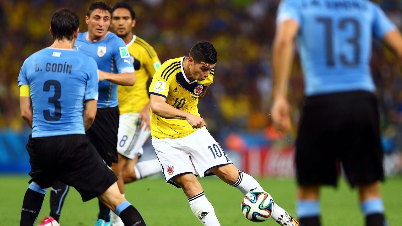 Anotación de James Rodríguez frente a Uruguay en los octavos de final de la Copa Del Mundo 2014. El gol fue ganador del premio Puskás de ese año