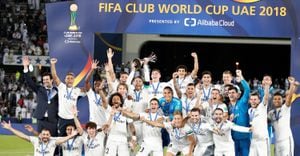 Los jugadores del Real Madrid celebran el título del Mundial de Clubes 2018.