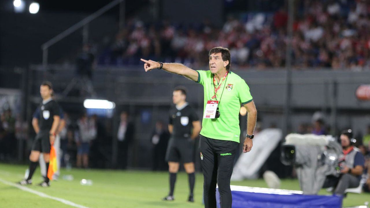 Gustavo Costas sería el segundo técnico destituido de las Eliminatorias