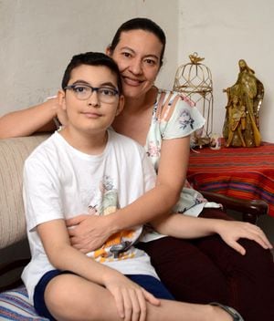 Nicolás recibió  un trasplante de médula ósea de su papá el año pasado. Tuvo atención en la Fundación Valle del Lili desde el diagnóstico y le hacen seguimiento constante.