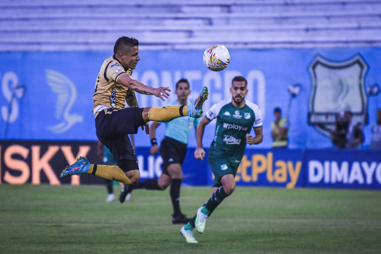 Imagen del partido entre Águilas Doradas y Deportivo Cali por la fecha 5 del segundo semestre de la Liga colombiana 2023.
