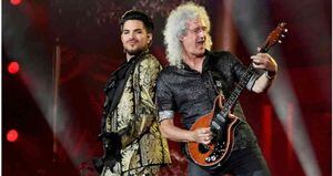 El cantante Adam Lambert y el guitarrista Brian May, en un concierto de la banda Queen el 29 de septiembre de 2019 en el Festival Global Citizen de Nueva York.
