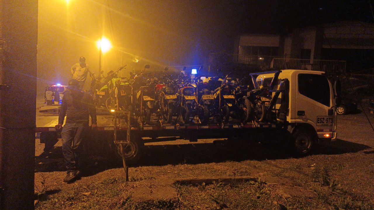 Más de 100 motos fueron inmovilizadas en el operativo sorpresa de la Secretaría de Movilidad en el Kilómetro 18.