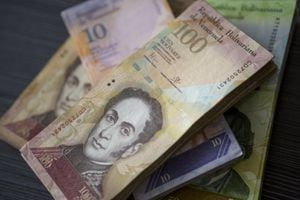 Según cálculos del Parlamento, de mayoría opositora, la inflación en Venezuela -que se estima entre 3 y 4 % por día- cerrará el año en un millón por ciento, mientras que el FMI calcula que el 2019 terminará con 10 millones por ciento.