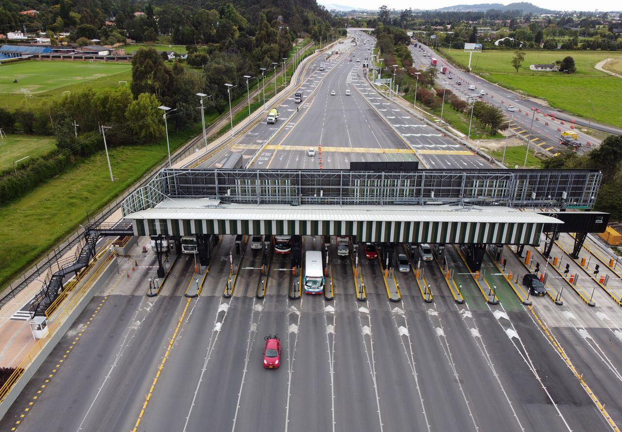 Salida de viajeros  Autopista Norte Bogotá