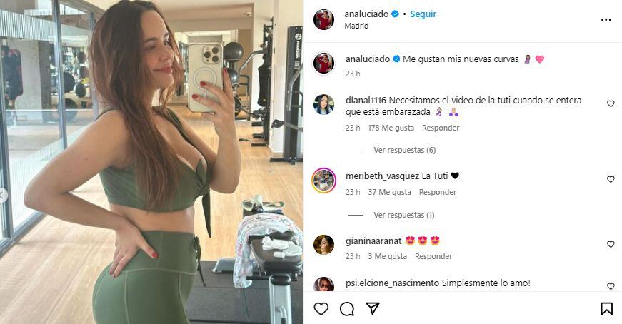 Ana Lucía Domínguez compartió tiernas fotos en las que luce su pequeña barriga de embarazada.