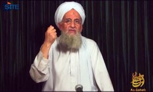 Estados Unidos prometía 25 millones de dólares por cualquier información que permitiera dar con el paradero del jefe de Al Qaeda, Ayman Al Zawahiri.
