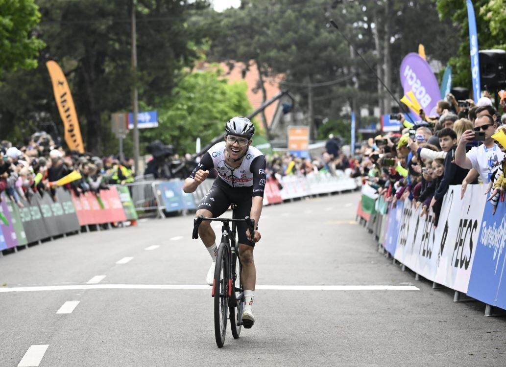 El suizo Marc Hirschi fue el ganador de la etapa 3 del Tour de Hungría en la que Egan Bernal terminó sexto.
