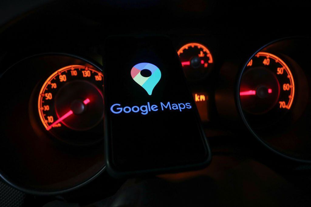 Google Maps ofrece funciones para ahorrar en sus viajes.