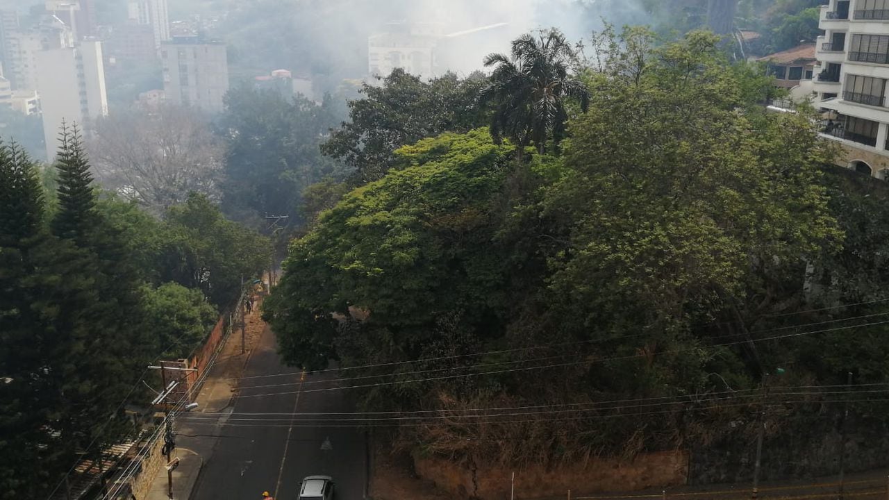 Incendio en el barrio Juanambú, en Cali.