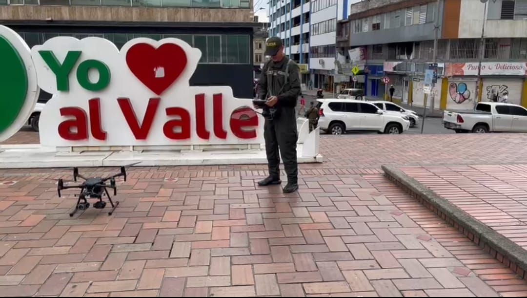 Con drones las autoridades pretender blindar las elecciones de este domingo en el Valle del Cauca. Foto tomada de vídeo de la Policía Valle