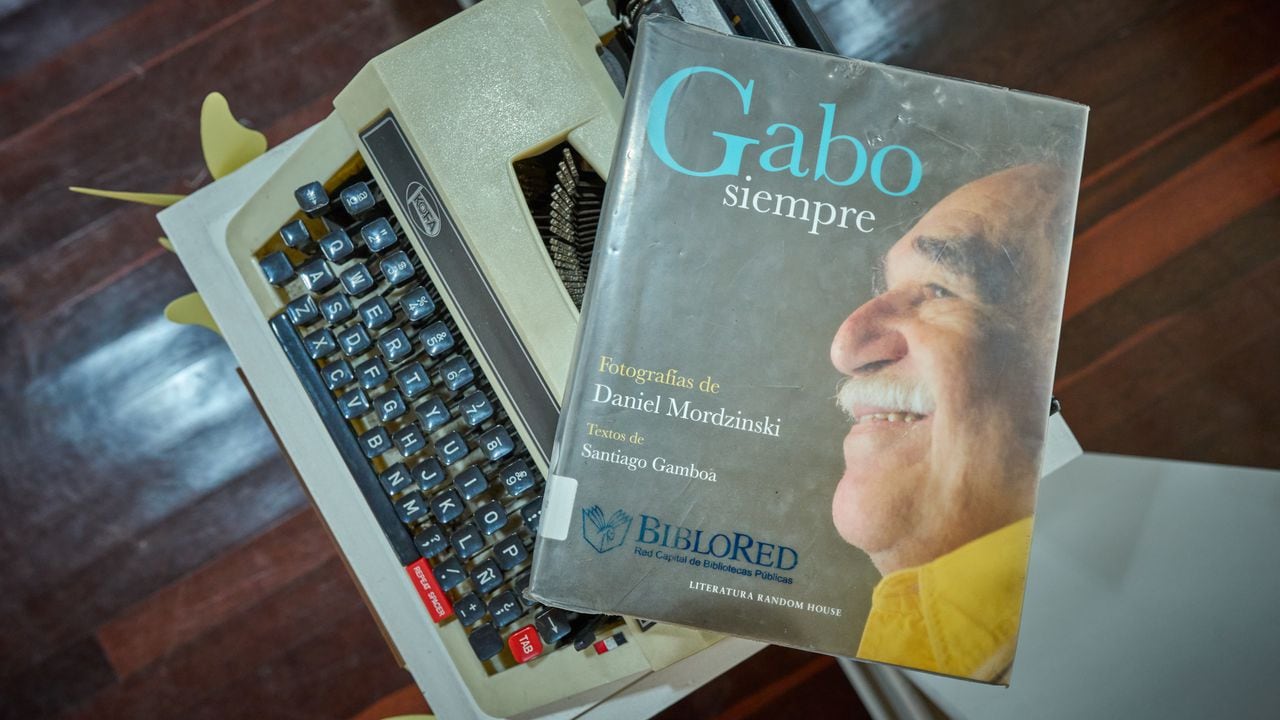 El mundo editorial y literario se encuentra a la expectativa por este lanzamiento, y en ciudades como Bogotá, se ha creado toda una fiesta que se denomina ‘Cien Voces para Gabo: de lo real a lo mágico’.