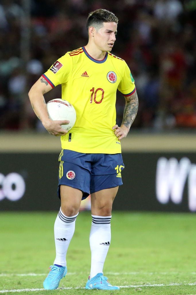 PUERTO ORDAZ, VENEZUELA - MARCH 29: James Rodríguez of Colombia gestures during the FIFA World Cup Qatar 2022 qualification match between Venezuela and Colombia at Estadio Cachamay on March 29, 2022 in Puerto Ordaz, Venezuela. (Photo by Edilzon Gamez/Getty Images)