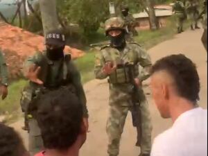 La comunidad de Timba, Cauca, sacó a la fuerza a los miembros del Ejército Nacional.