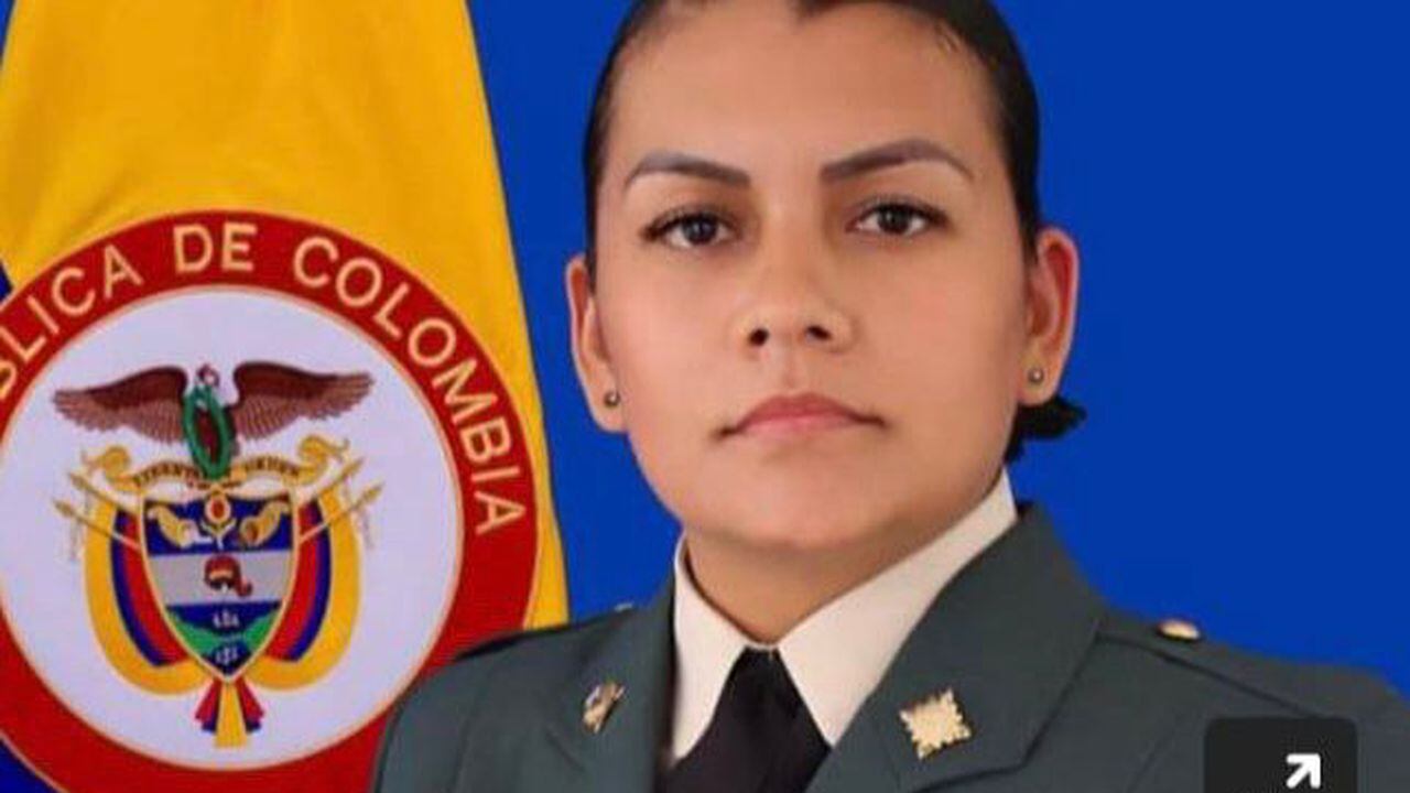 Sargento Ghislaine Karina Ramírez, secuestrada por el Ejército de Liberación Nacional (ELN) en Arauca, junto a sus dos hijos. Suministrada por Gerardo Ramírez, Ejército Nacional.