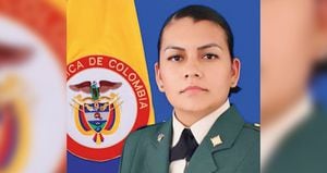  La sargento del Ejército Gihislaine Karina Ramírez fue secuestrada junto con sus dos hijos, de 9 y 7 años. Luego fueron liberados.