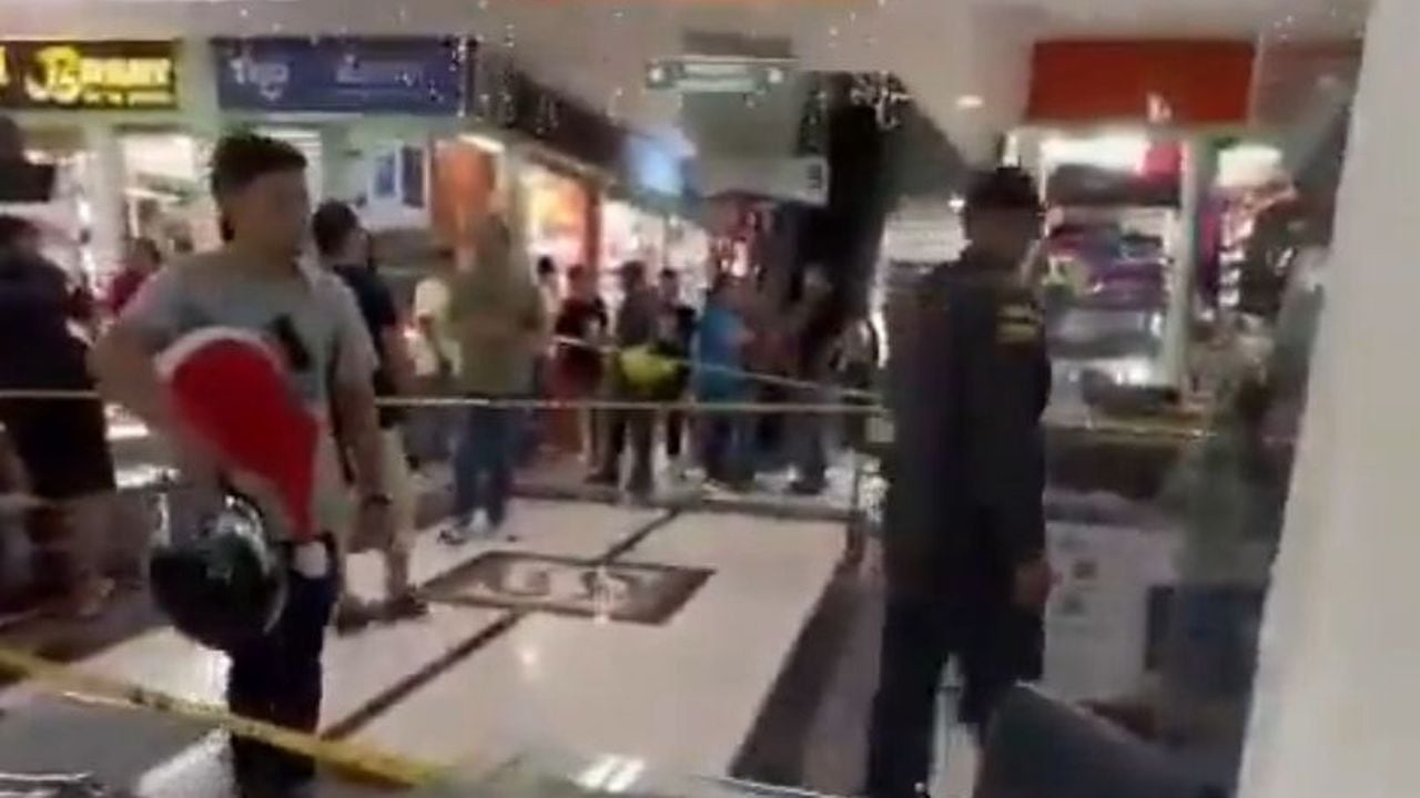 Ataque sicarial en centro comercial del sur de Cali deja un muerto y varios heridos.