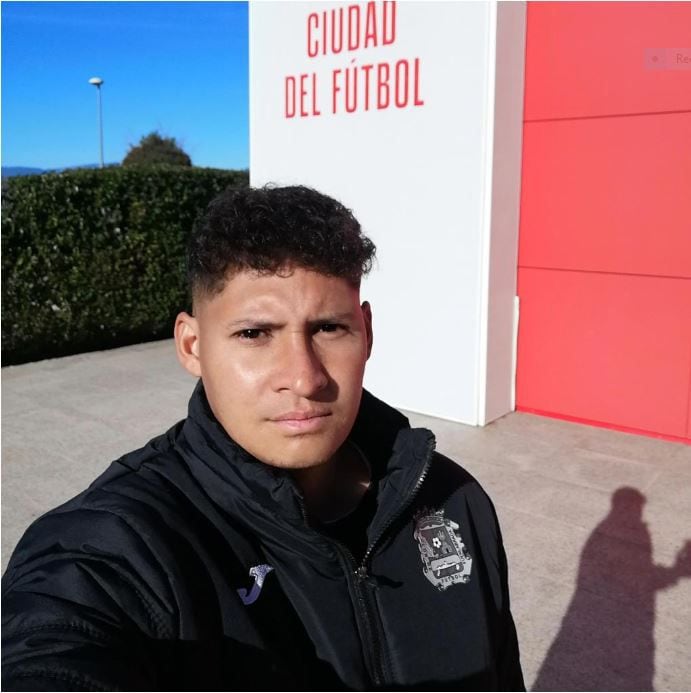 Daniel Builes, el caleño que sigue estudiando en Europa para ser técnico de fútbol.