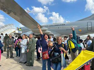 Son cerca de 110 colombianos que hacen parte del primer grupo de repatriados del territorio de Israel.