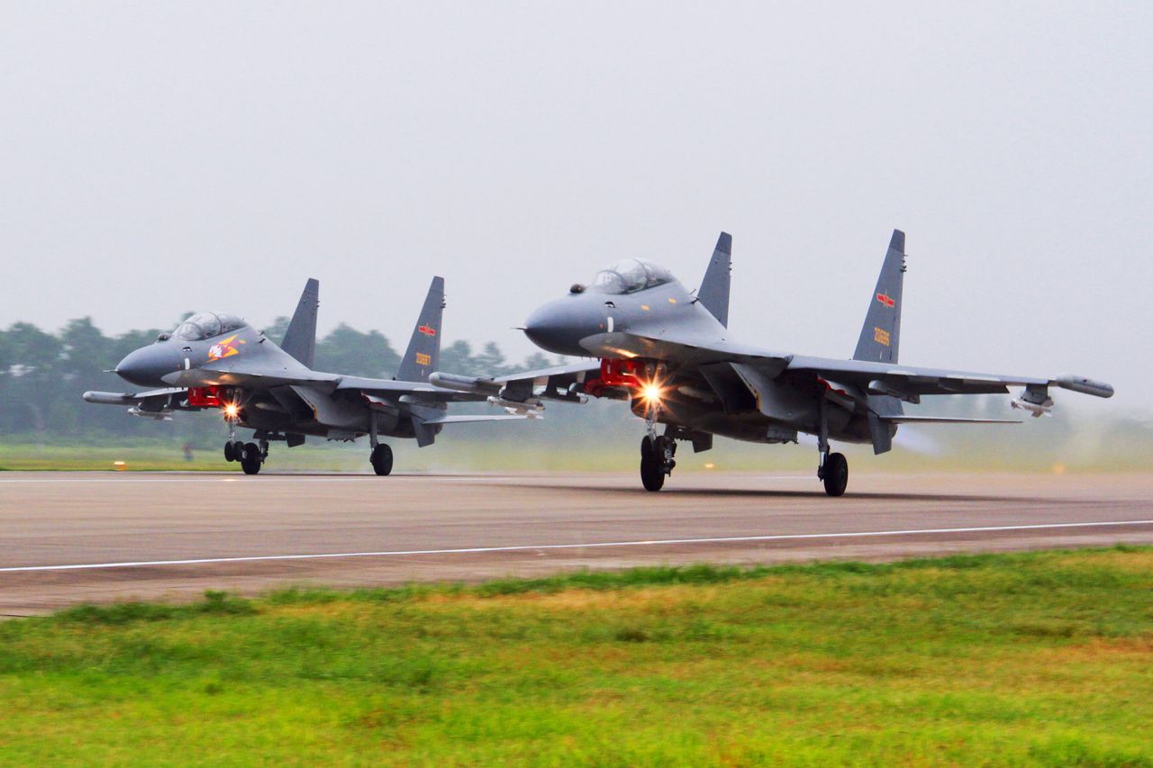 China envía aviones de caza, aumentando así la tensión en el estrecho de Taiwán.